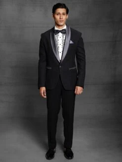 Black Colour Party Wear Mens Suit In Imported Fabric.