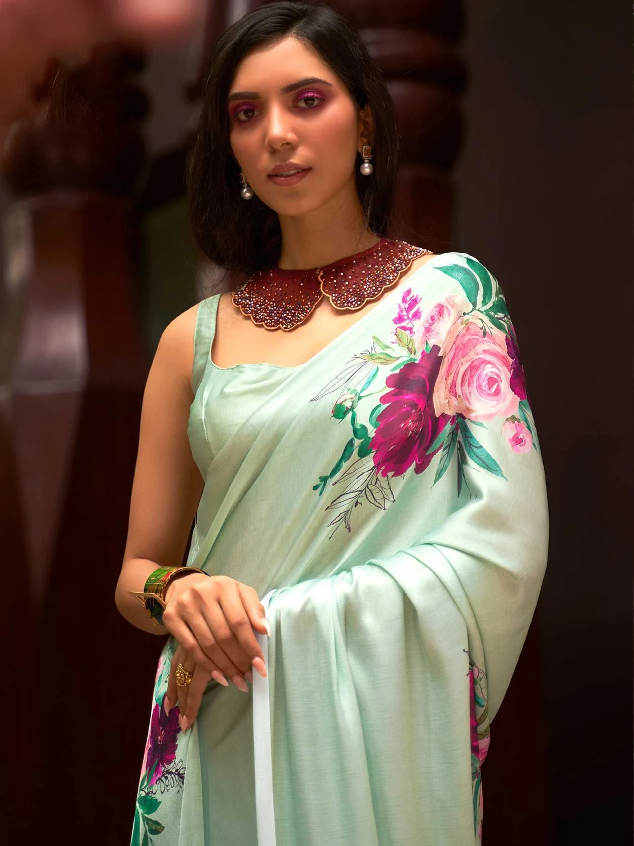 Green Floral Printed Saree In Satin 4 Green Floral Printed Saree In Satin - Image 2