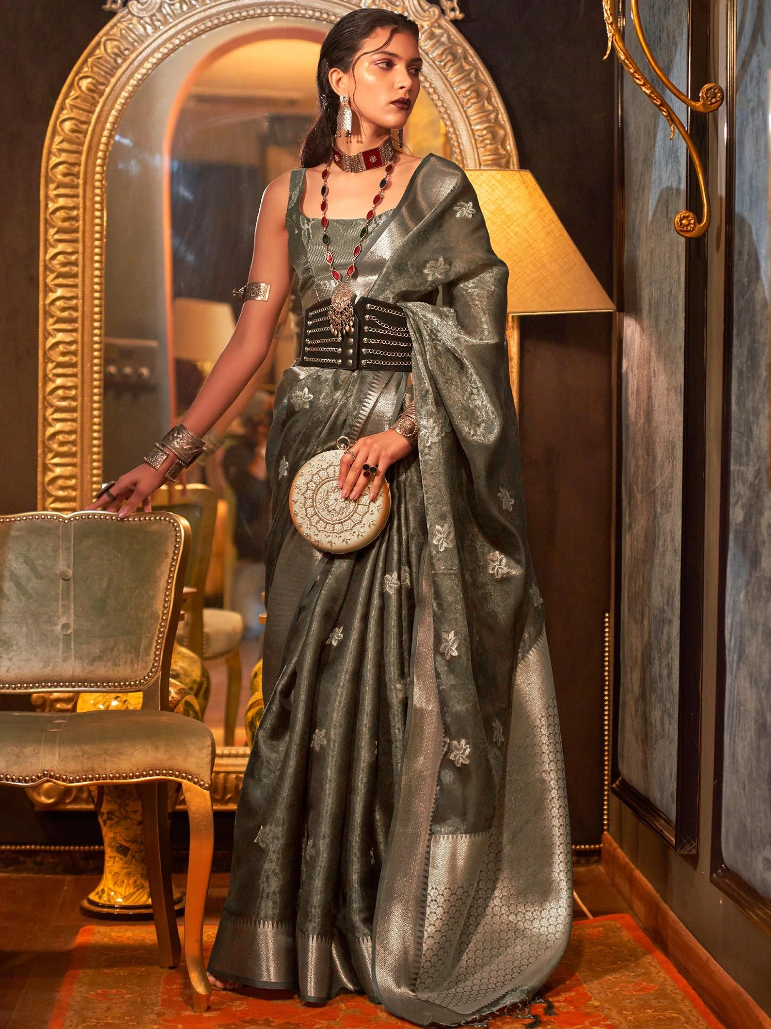 Grey Zari Woven Organza Saree With Blouse 3 Grey Zari Woven Organza Saree With Blouse