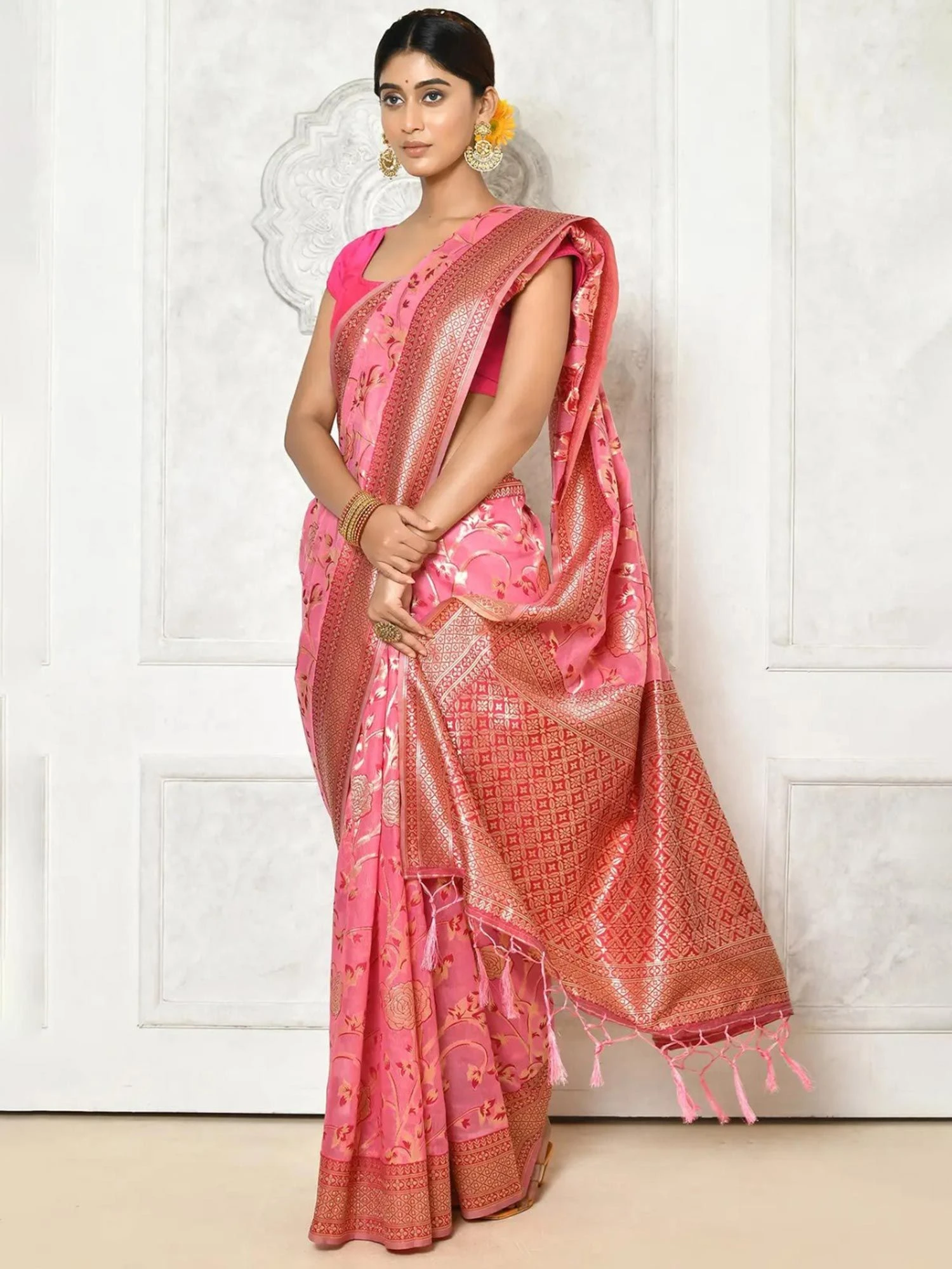 Pink Cotton Saree With Floral Weaves 3 Pink Cotton Saree With Floral Weaves