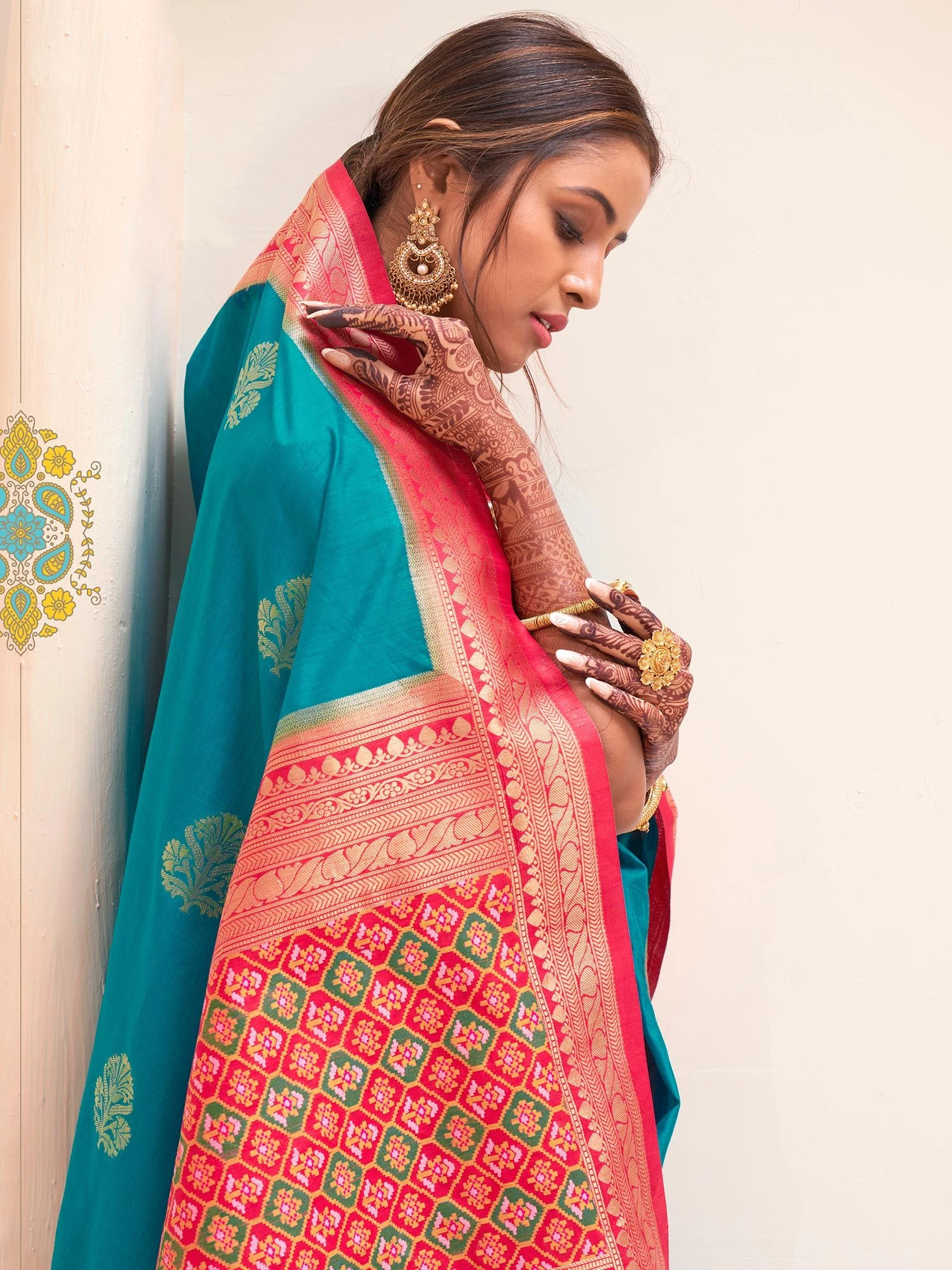 Blue Woven Traditional Saree In Silk 4 Blue Woven Traditional Saree In Silk - Image 2