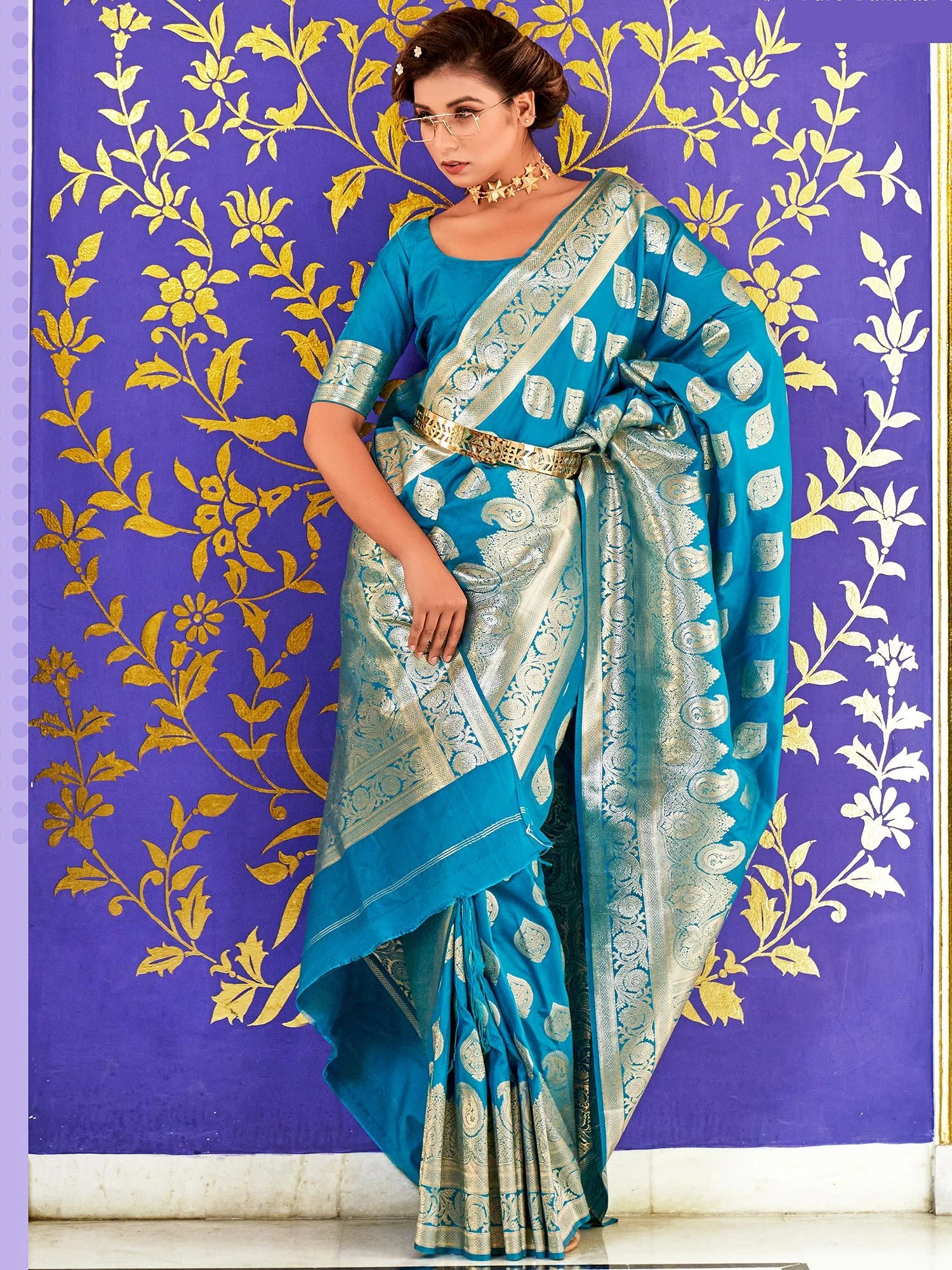 Grey Triangular Pattern Printed Saree In Silk 5 Grey Triangular Pattern Printed Saree In Silk - Image 3