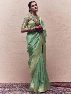 Green Zari Woven Patterns Silk Saree With Blouse