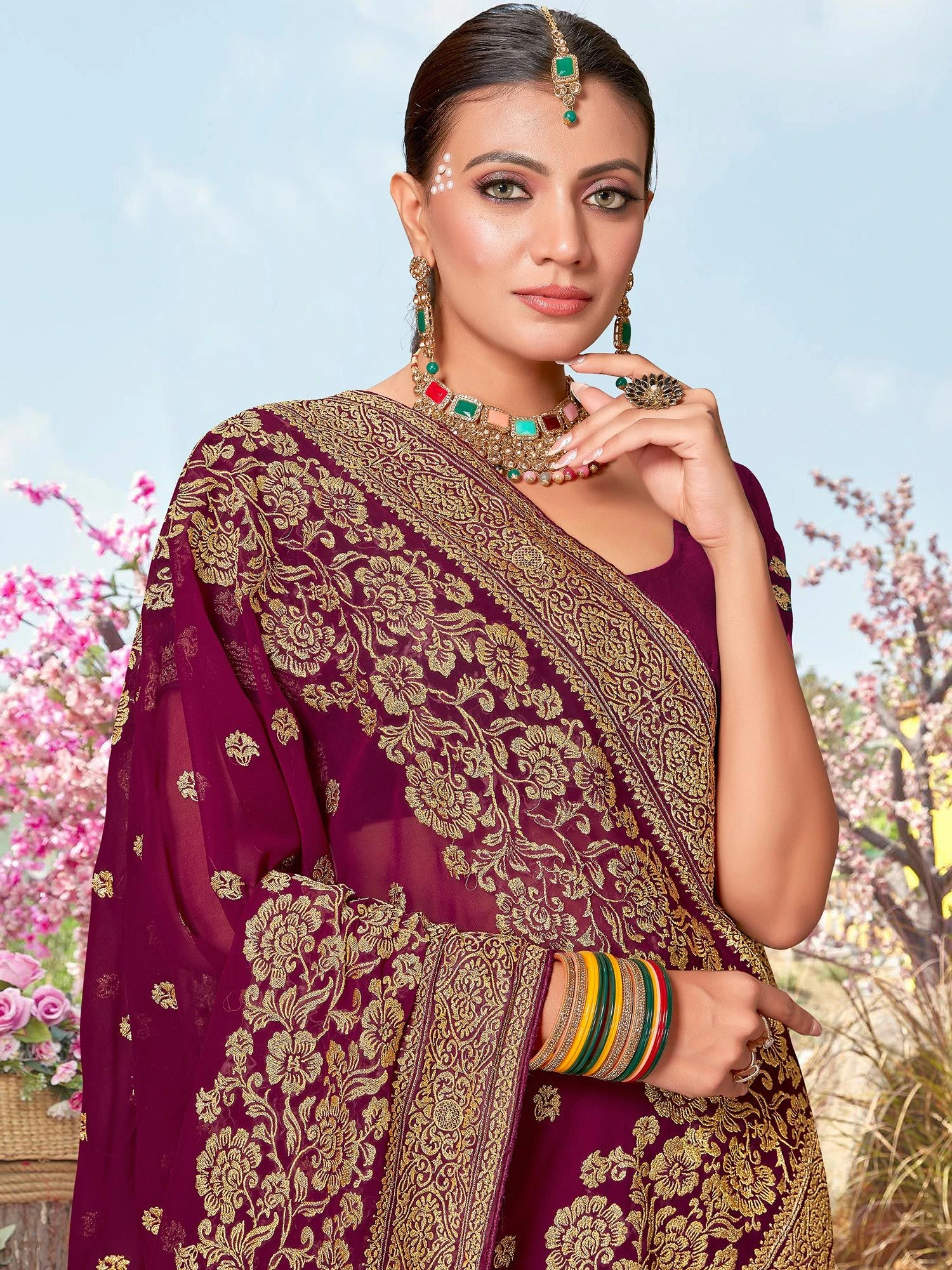 Magenta Woven Patterns Saree In Silk With Blouse 4 Magenta Woven Patterns Saree In Silk With Blouse - Image 2