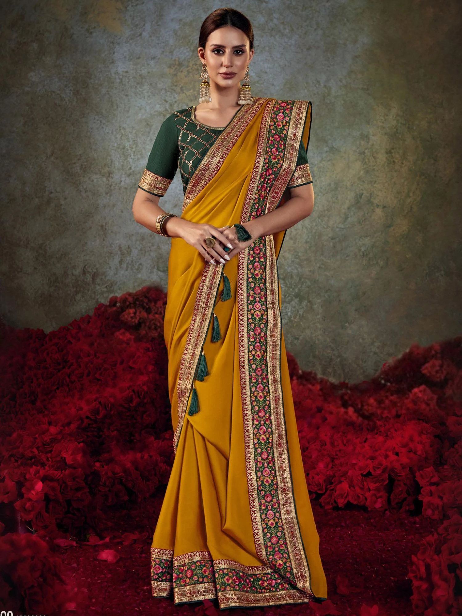 Yellow Zari Work Saree With Embroidered Blouse 3 Yellow Zari Work Saree With Embroidered Blouse