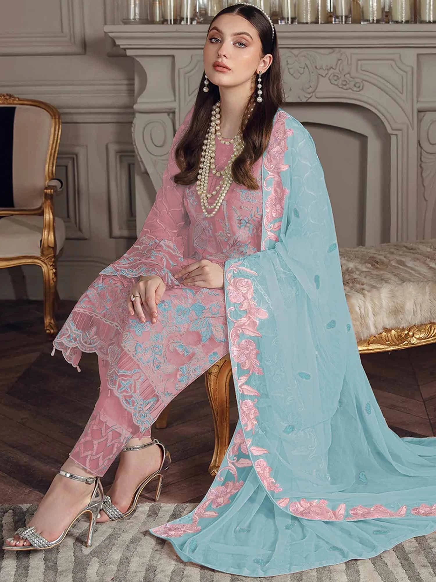 Pink Pakistani Style Embroidered Suit In Georgette 4 Pink Pakistani Style Embroidered Suit In Georgette - Image 2