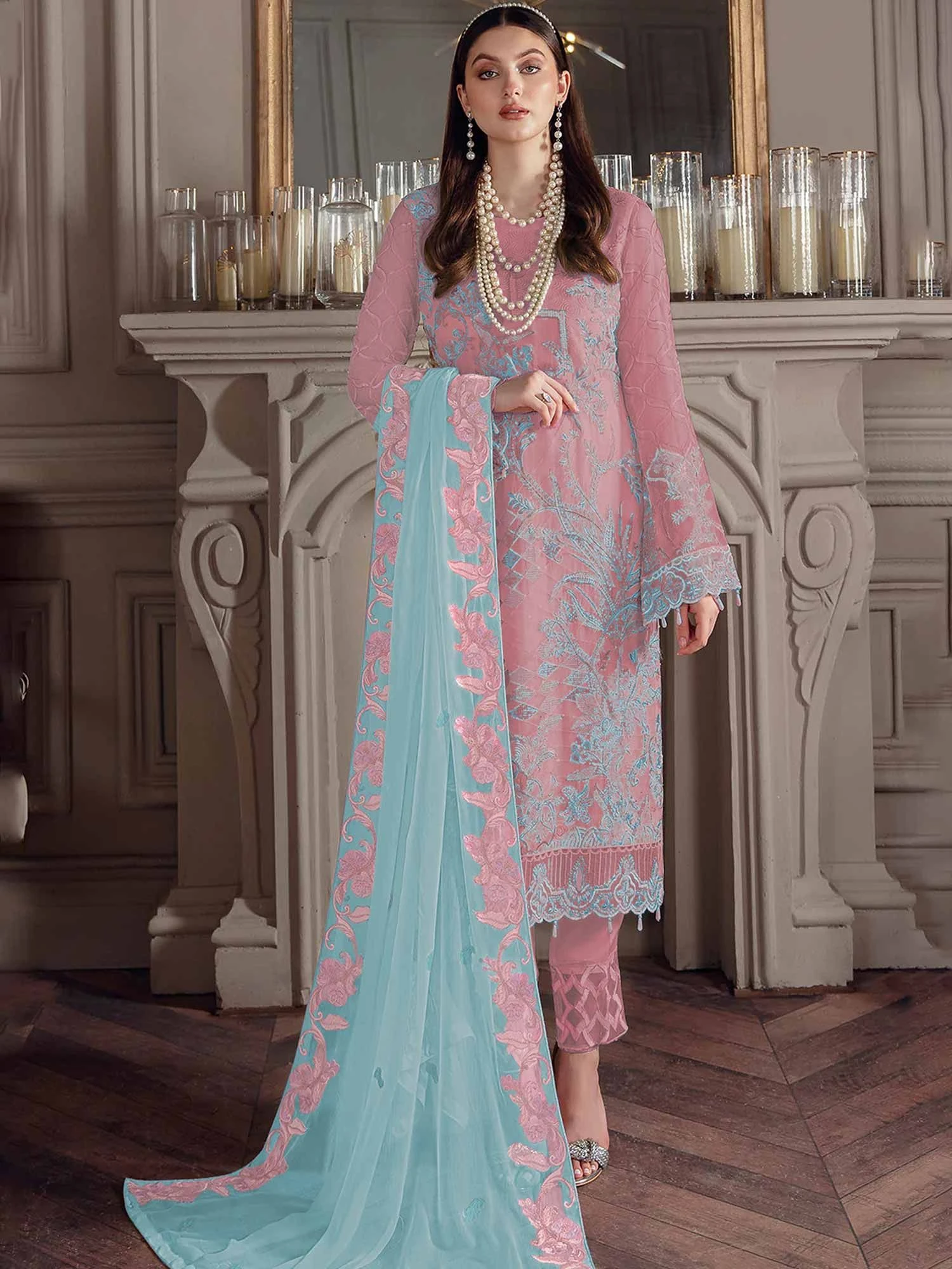 Pink Pakistani Style Embroidered Suit In Georgette 3 Pink Pakistani Style Embroidered Suit In Georgette