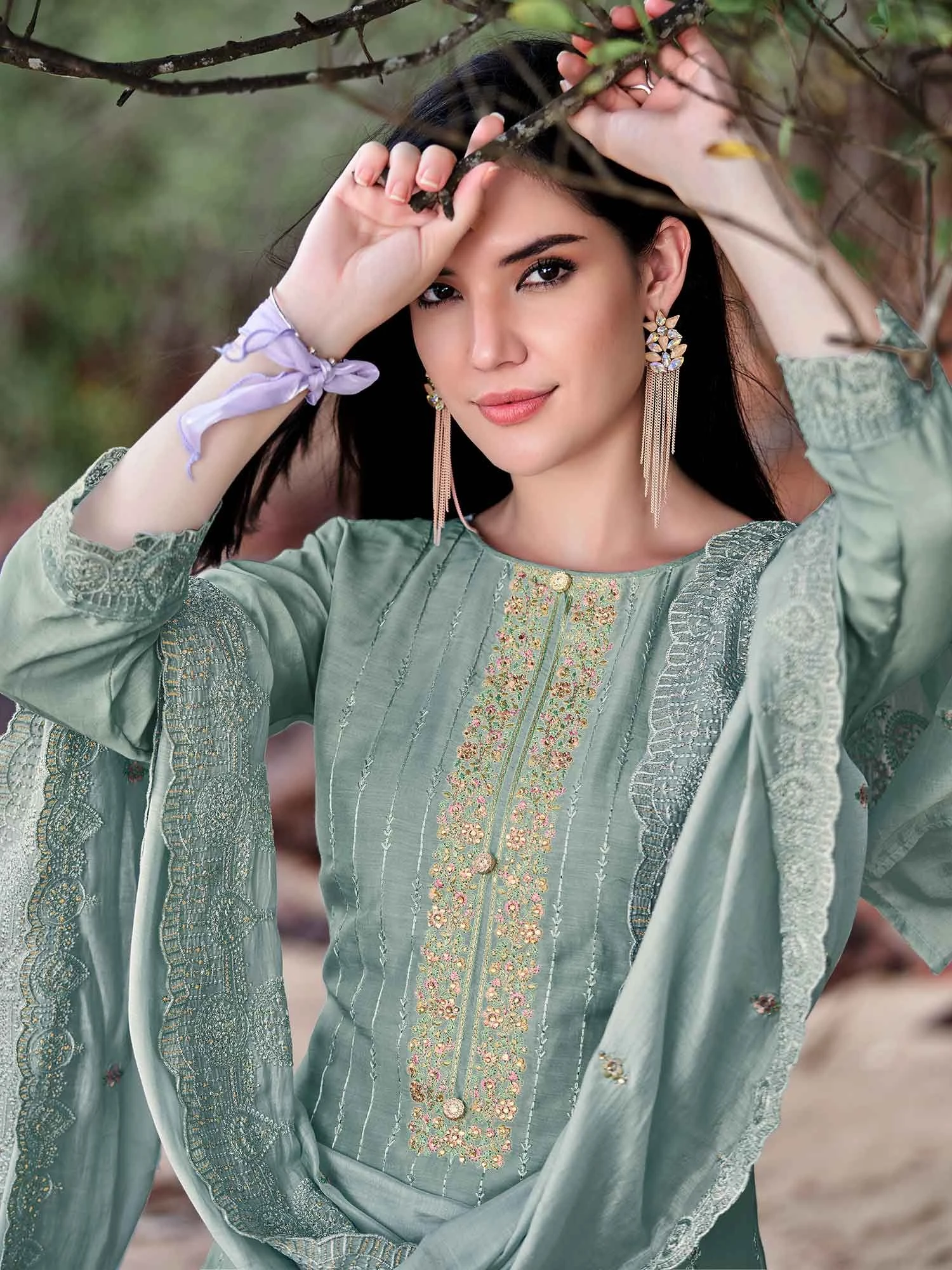 Green Pant Suit With Thread Embroidery 4 Green Pant Suit With Thread Embroidery - Image 2
