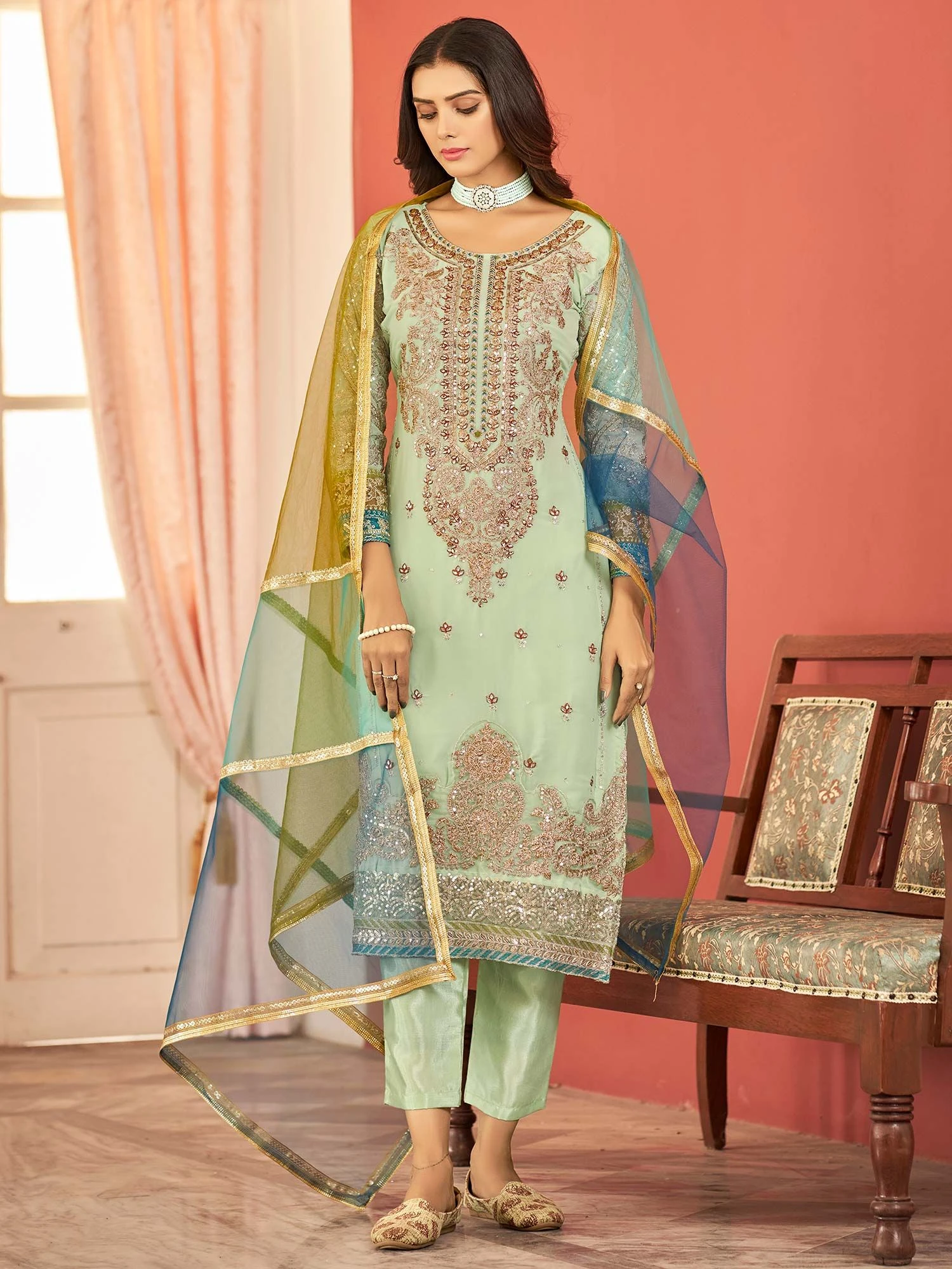 Green Zari Embroidered Pant Suit In Georgette 3 Green Zari Embroidered Pant Suit In Georgette