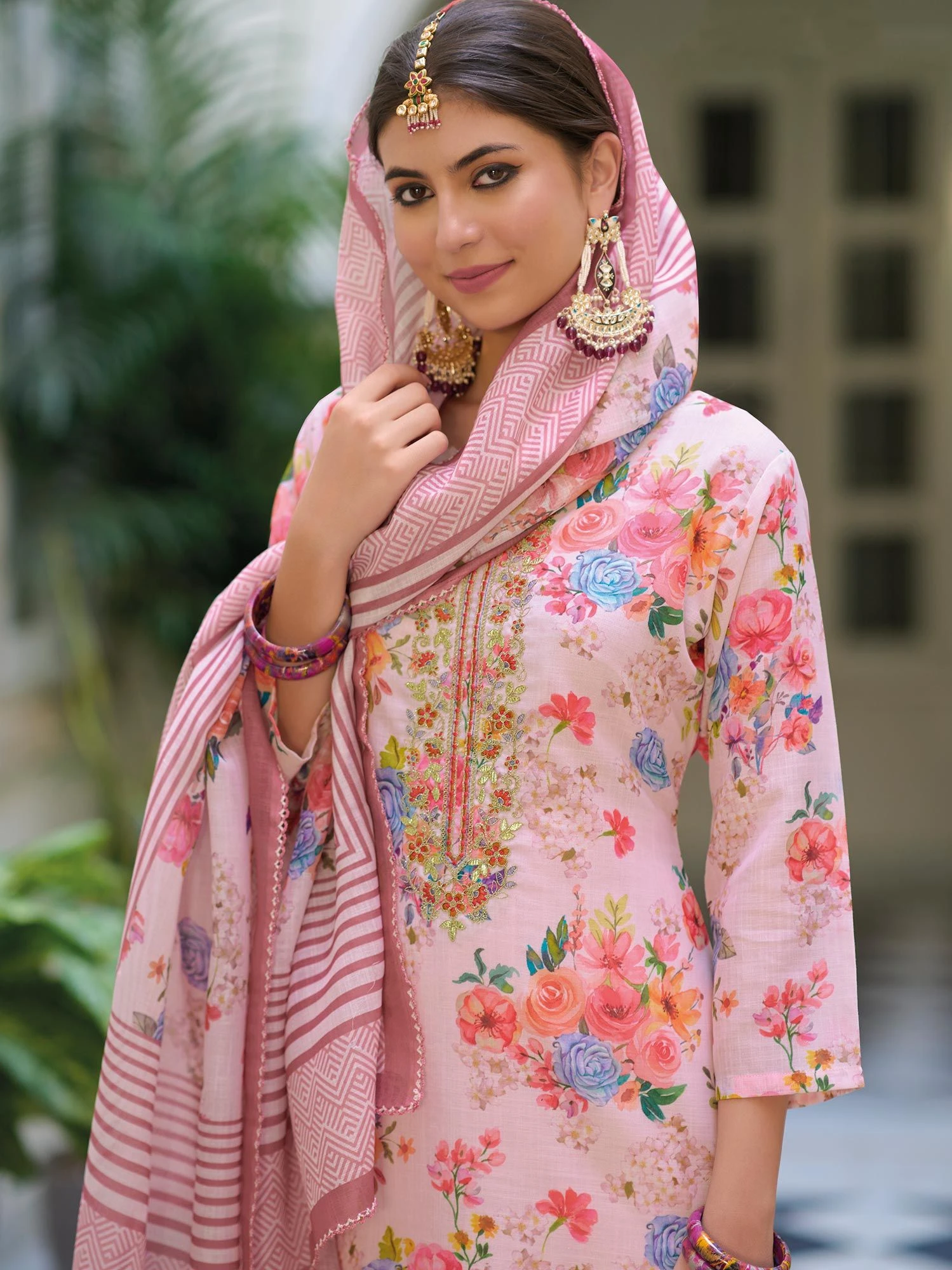 Pink Floral Printed Salwar Kameez In Linen 4 Pink Floral Printed Salwar Kameez In Linen - Image 2