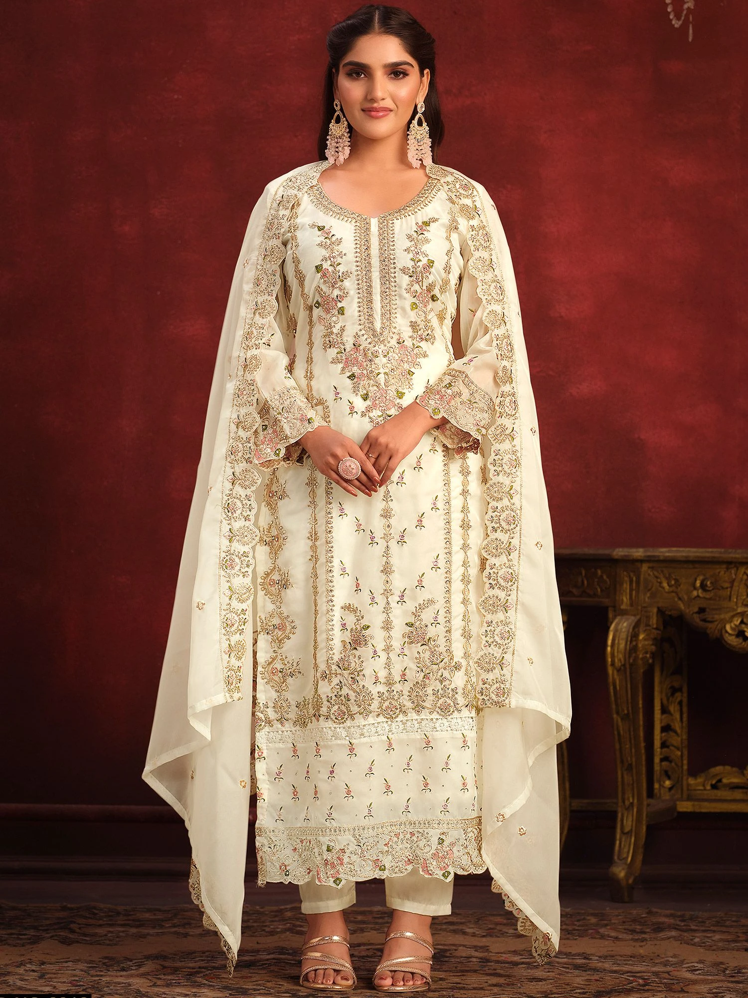 White Pant Style Salwar Suit In Organza With Zari Work 3 White Pant Style Salwar Suit In Organza With Zari Work