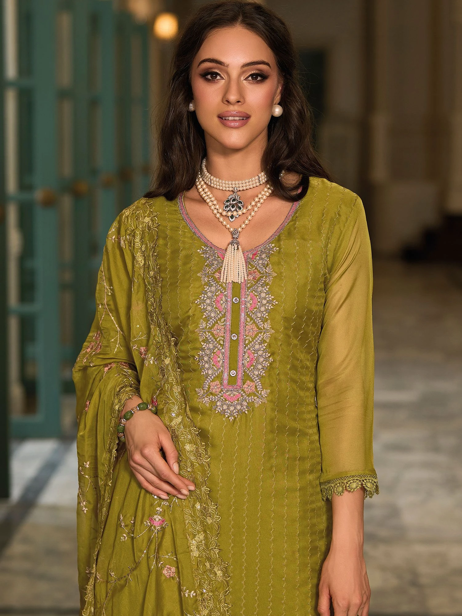 Green Thread Work Pant Style Suit In Organza 4 Green Thread Work Pant Style Suit In Organza - Image 2