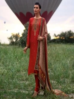 Red Party Wear Salwar Kameez In Silk Weaving