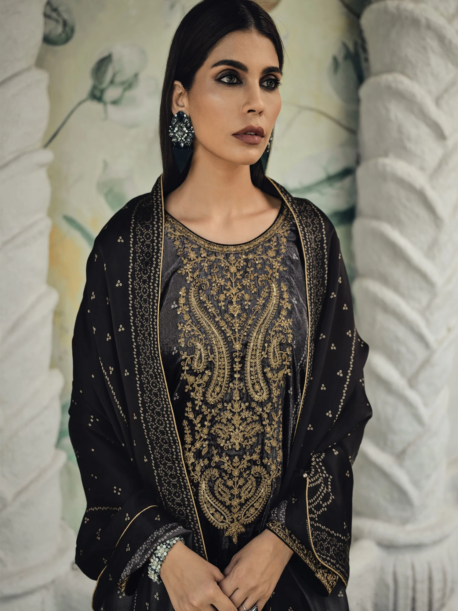 Black Palazzo Style Salwar Suit In Bandhani Print 4 Black Palazzo Style Salwar Suit In Bandhani Print - Image 2