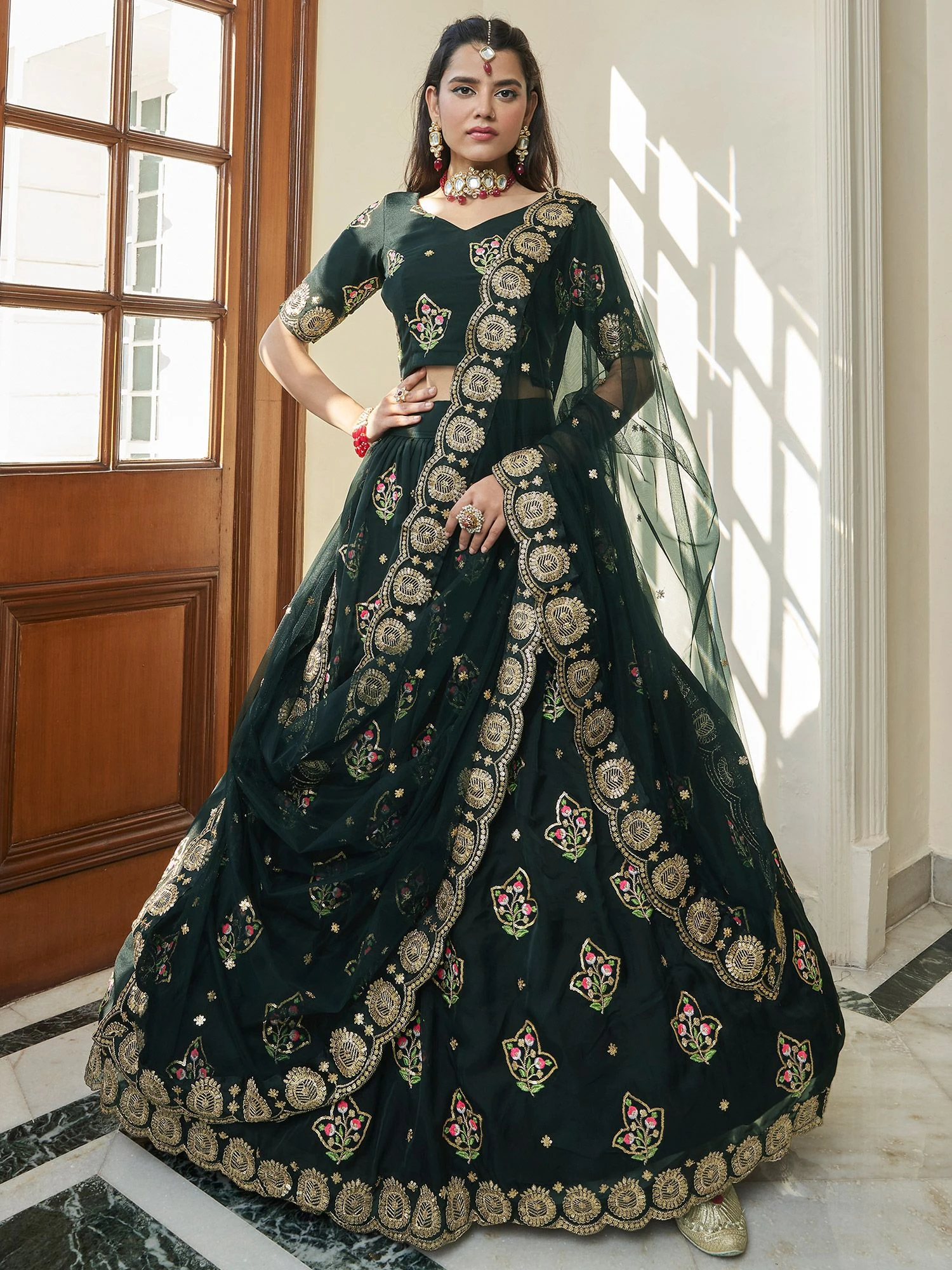 Green Lehenga Choli With Dupatta In Organza 3 Green Lehenga Choli With Dupatta In Organza