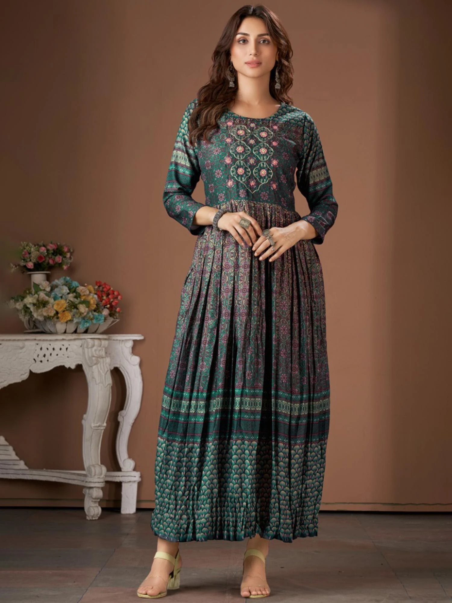 Green Embroidered Party Wear Kurti 3 Green Embroidered Party Wear Kurti